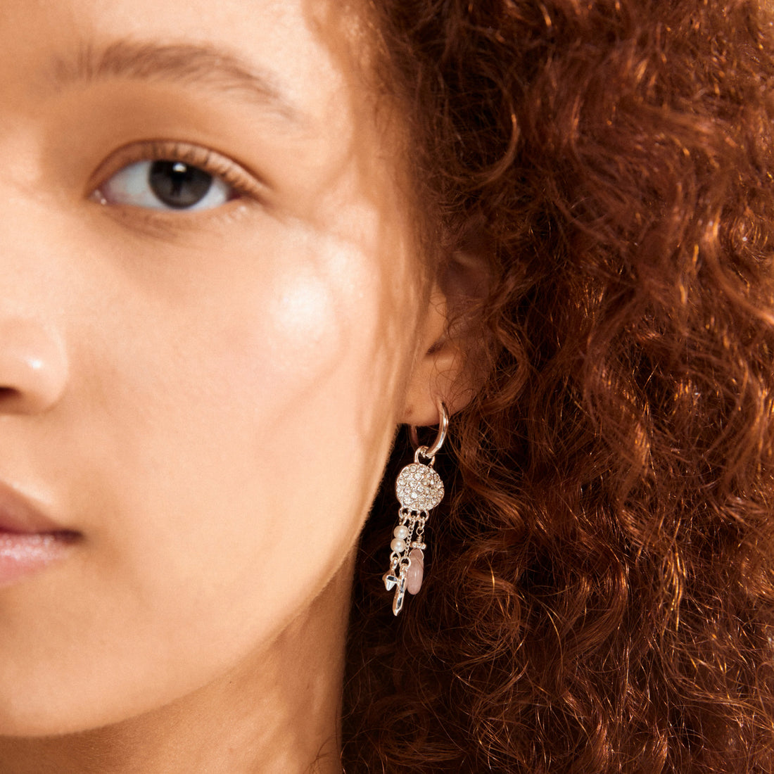 SHIFT HOOP Eyrnalokkar