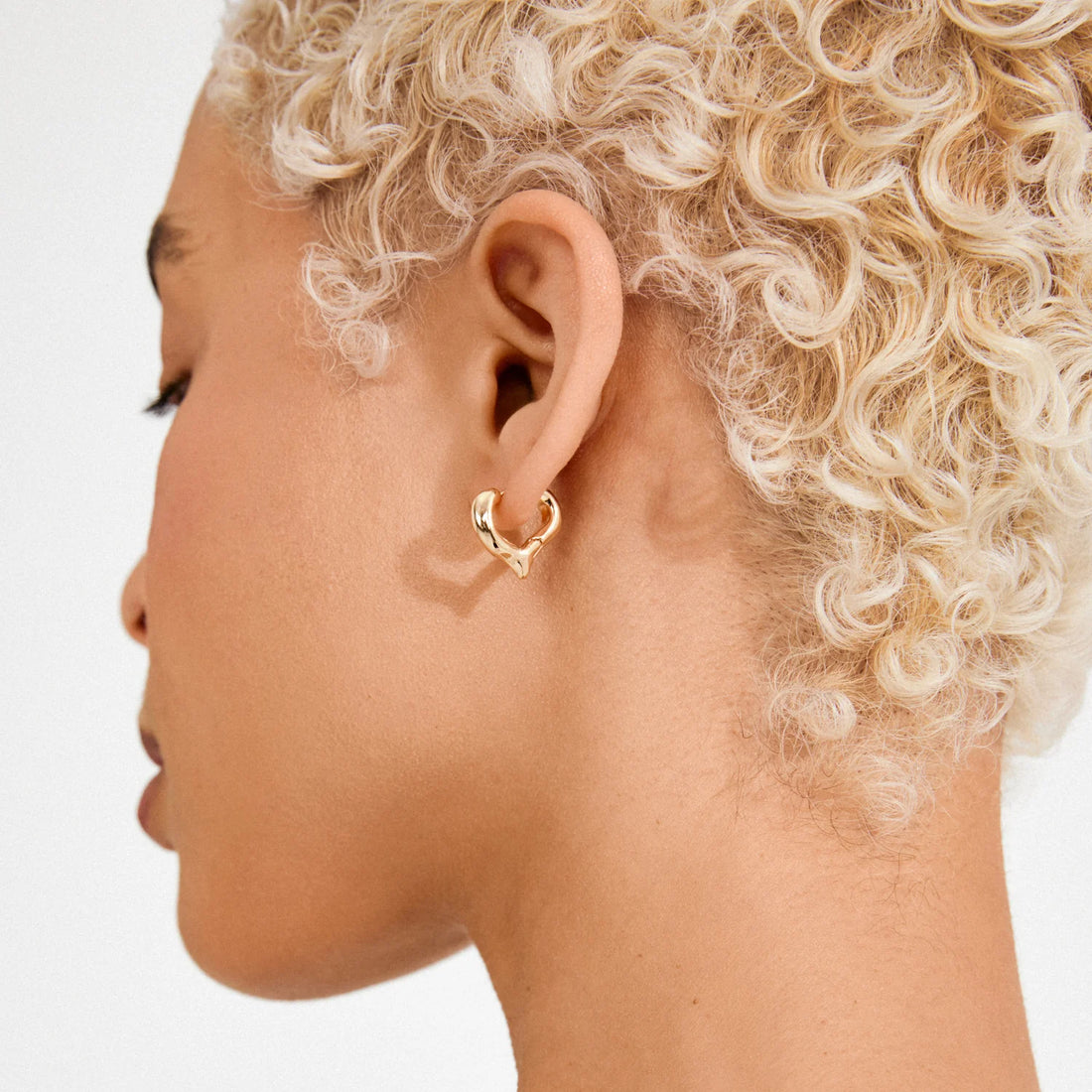 IRIS HEART Eyrnalokkar