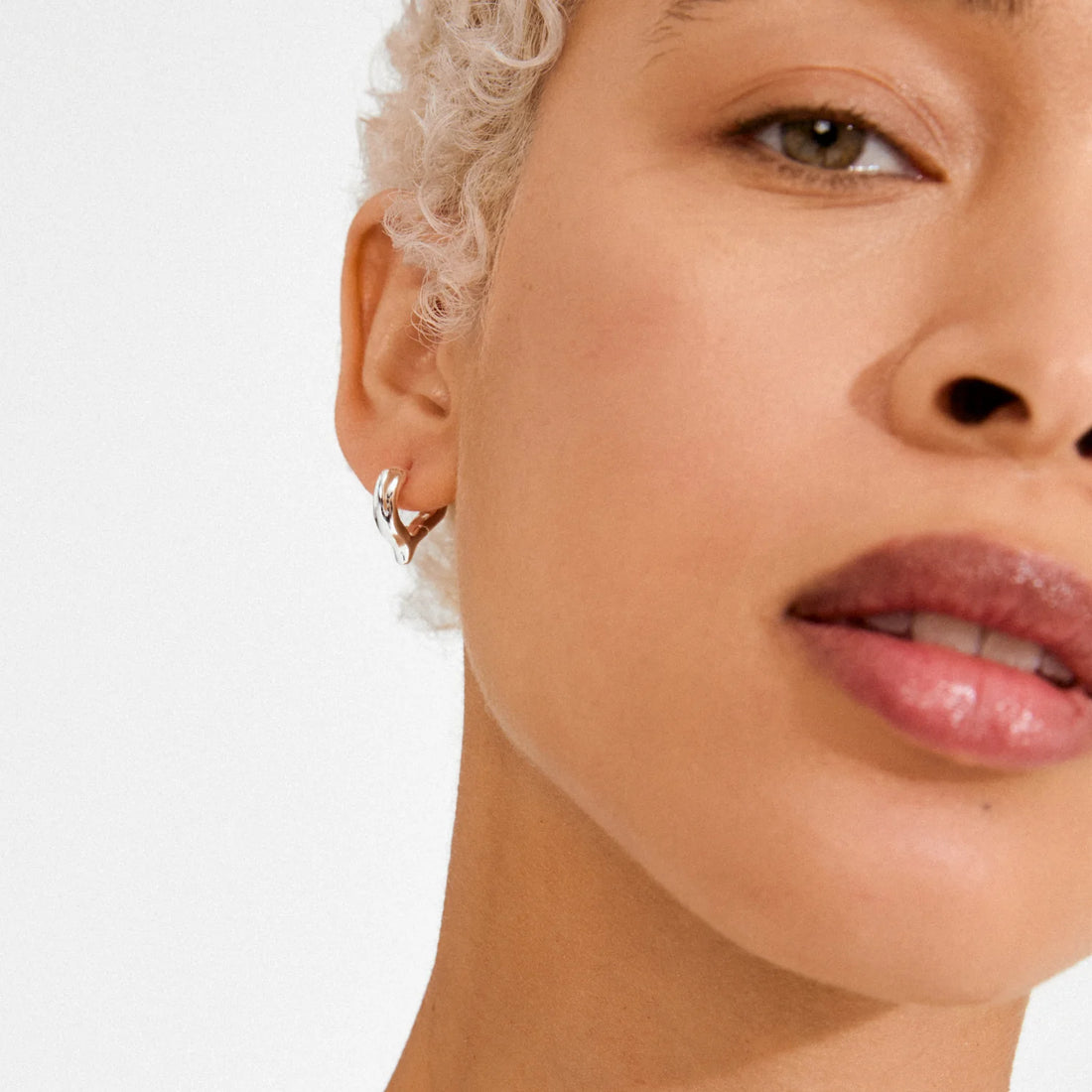 IRIS HEART Eyrnalokkar