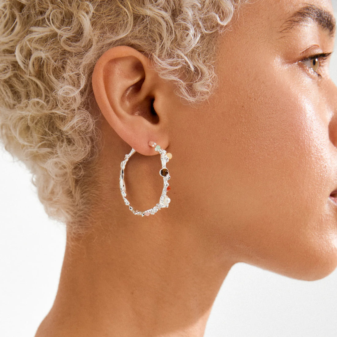 IRIS BIG HOOP Eyrnalokkar