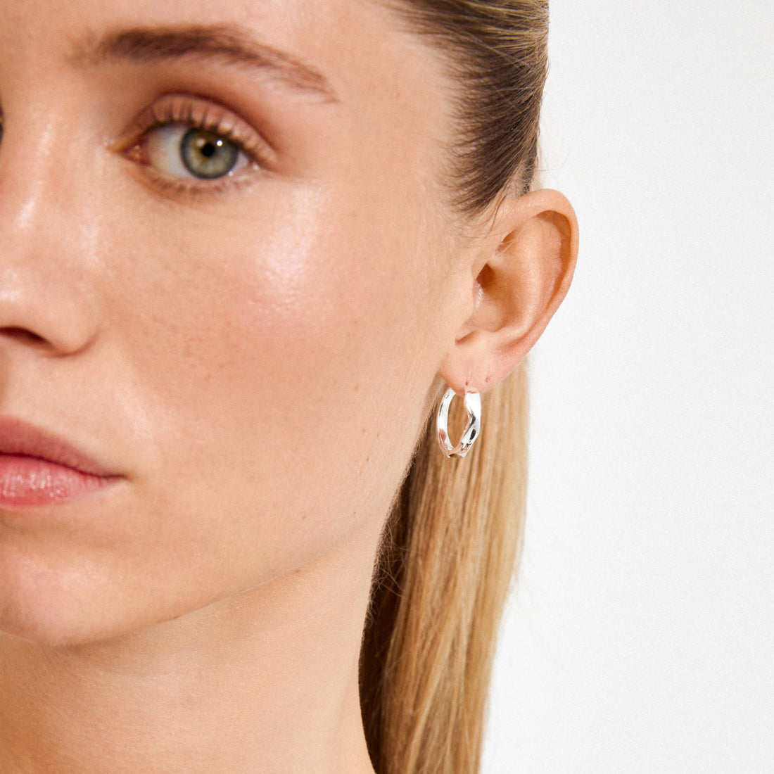 EMBER HOOP Eyrnalokkar