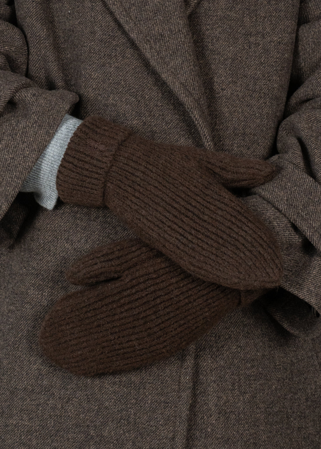 BRENDA MITTENS Espresso